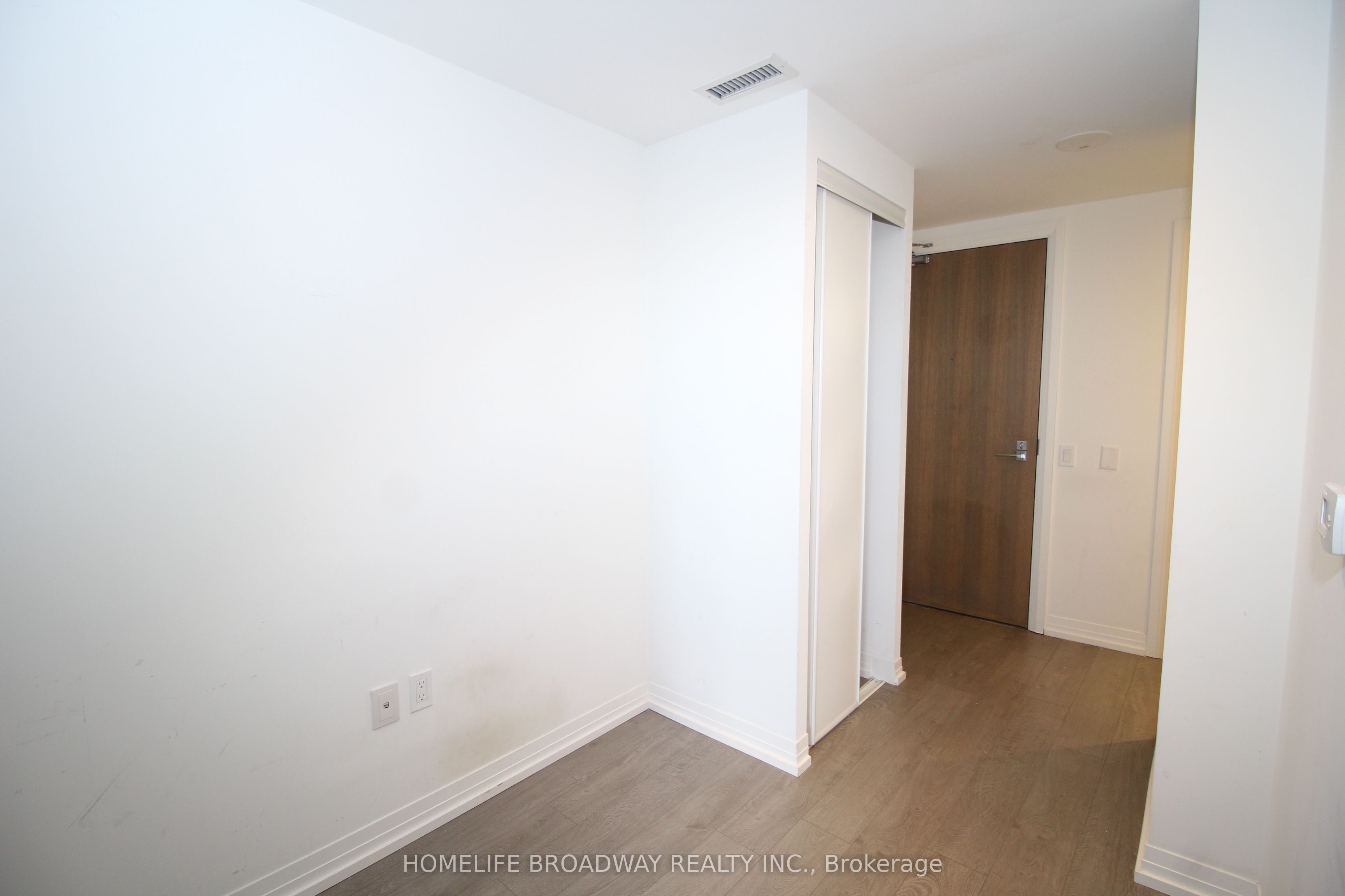 Additional image 4 of 738-251 Jarvis Street, Toronto, ON, M5B 0C3