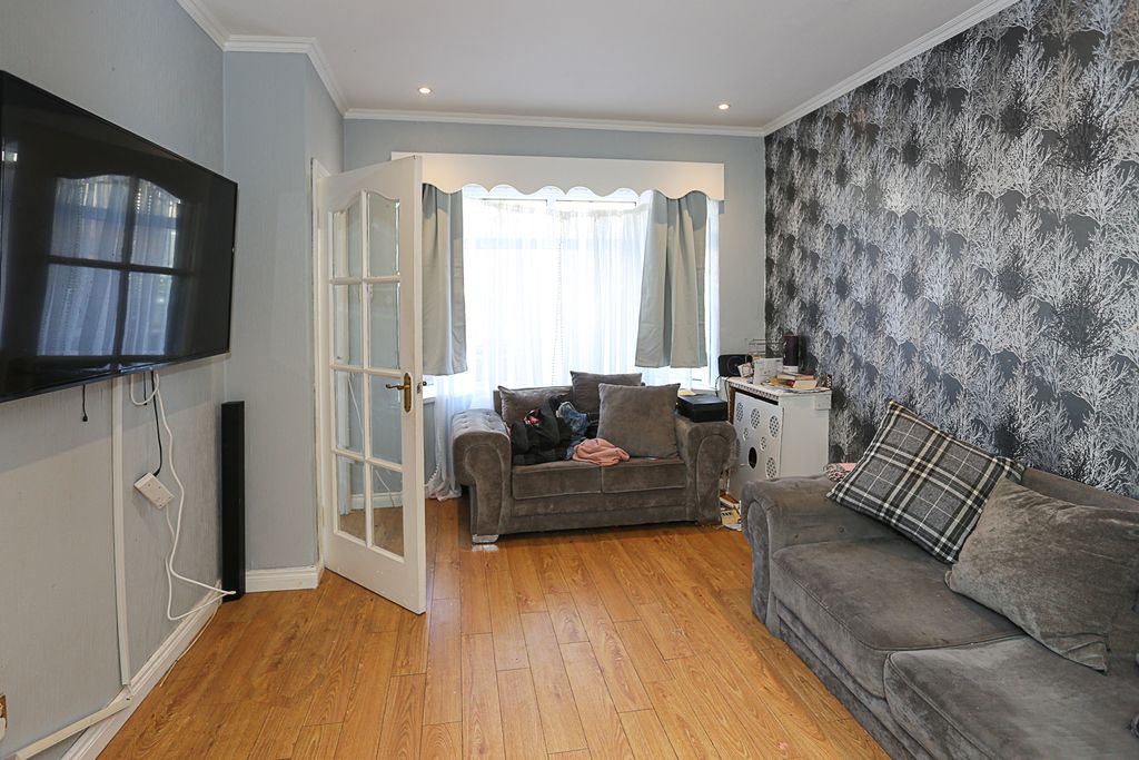 Additional image 2 of 3 bed semi-detached house for saleRutherglen Street, Belfast BT13