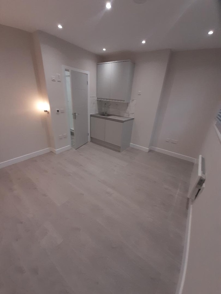 Additional image 31 of Studio Flat, London, SW1V, N1 7GU