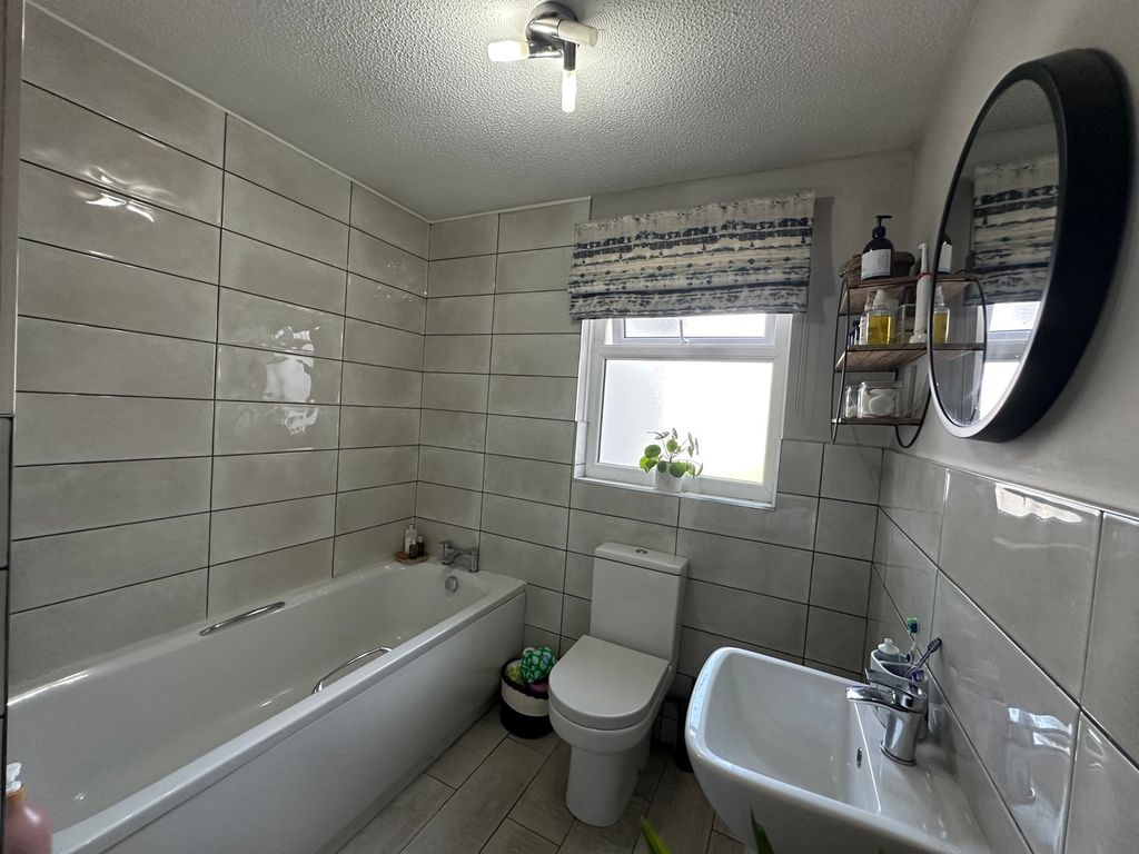 Additional image 17 of 3 bed bungalow for saleLamack Vale, Tenby, Pembrokeshire SA70