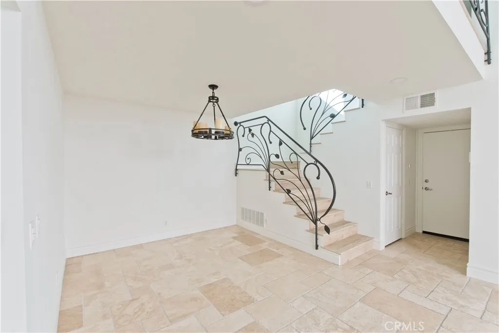 Additional image 4 of 24666 Calle Largo, Calabasas, CA 91302