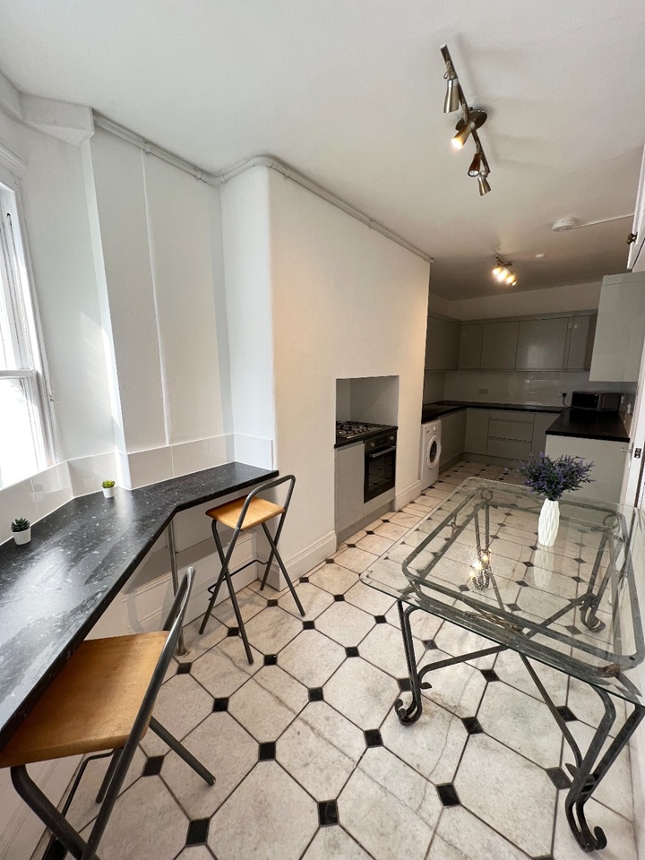 Additional image 6 of Room in a Shared Flat, Transept Street, NW1, N1 7GU