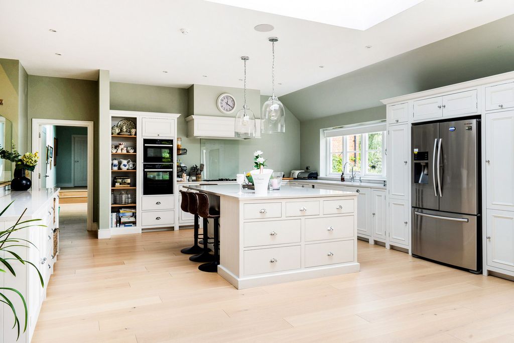 Additional image 6 of 5 bed detached house for saleRemenham Hill Henley-On-Thames, Oxfordshire RG9