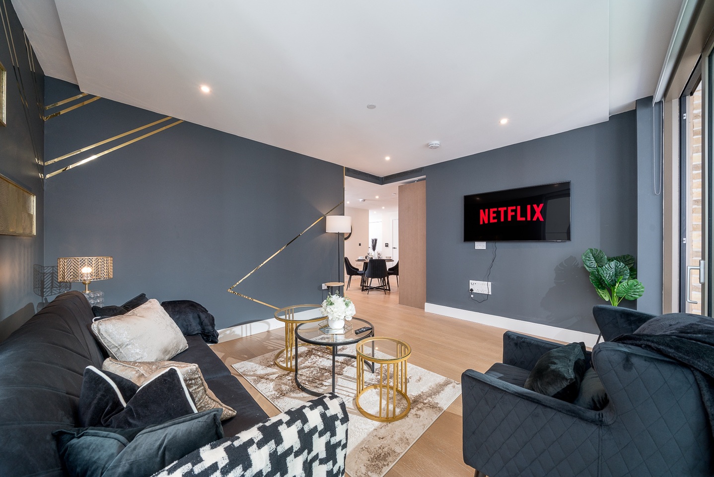 Additional image 18 of 2 Bed Flat, Salisbury House, SW11, N1 7GU