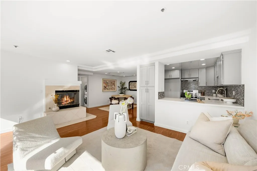 Additional image 6 of 335 S Sierra Madre Blvd, Pasadena, CA 91107