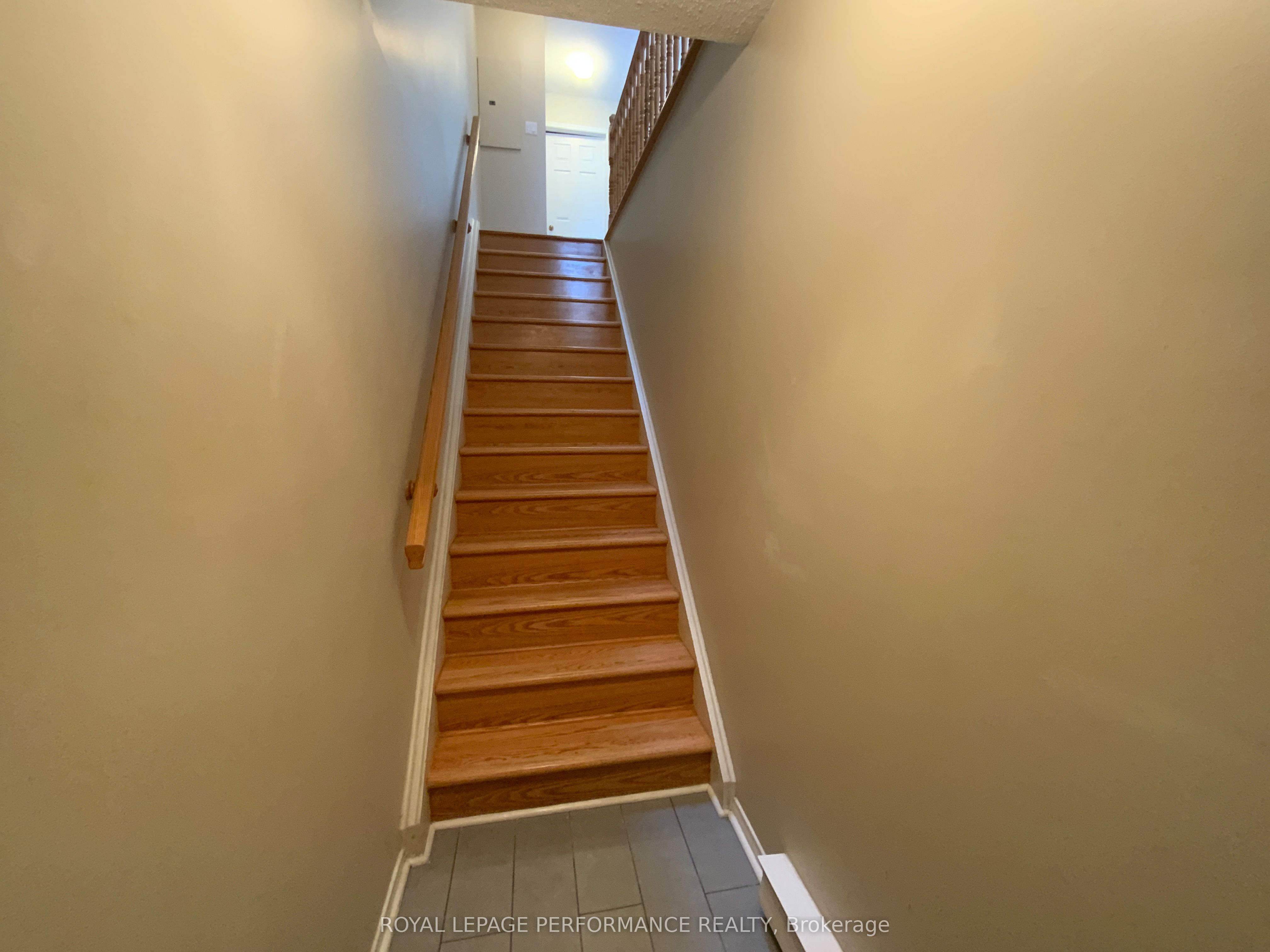 Additional image 2 of B-185 Cumberland Street, Ottawa, ON, K1N 7H2