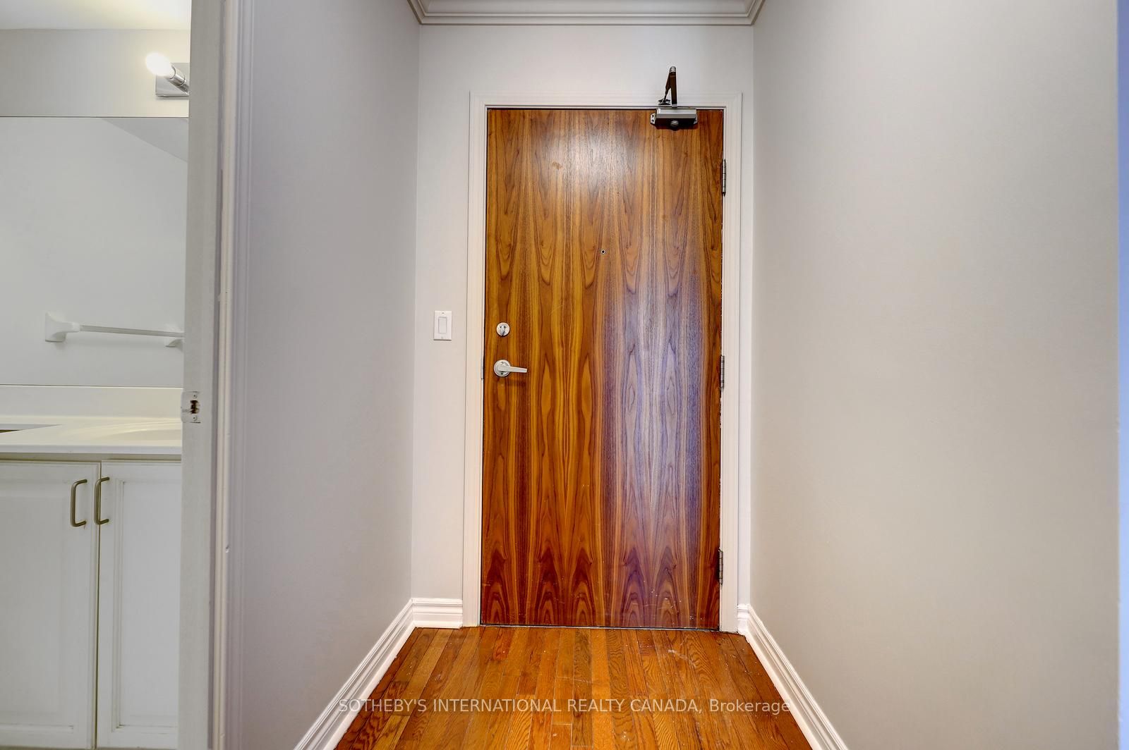 Additional image 3 of 2001-1 Elm Drive, Mississauga, ON, L5B 3C2