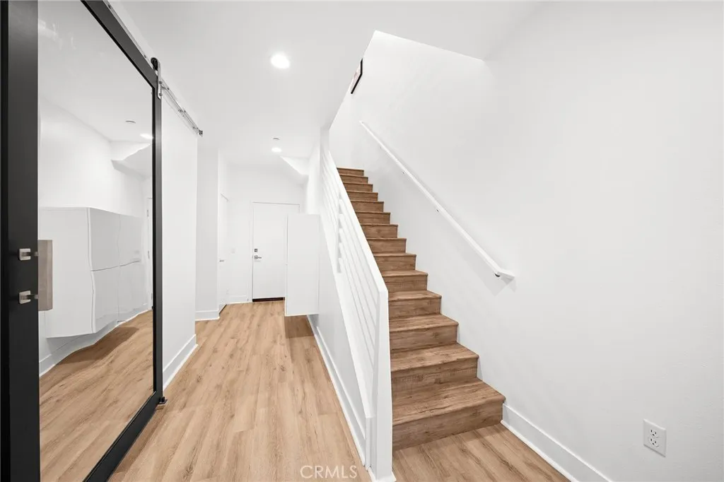 Additional image 5 of 657 Wedge, Costa Mesa, CA 92627