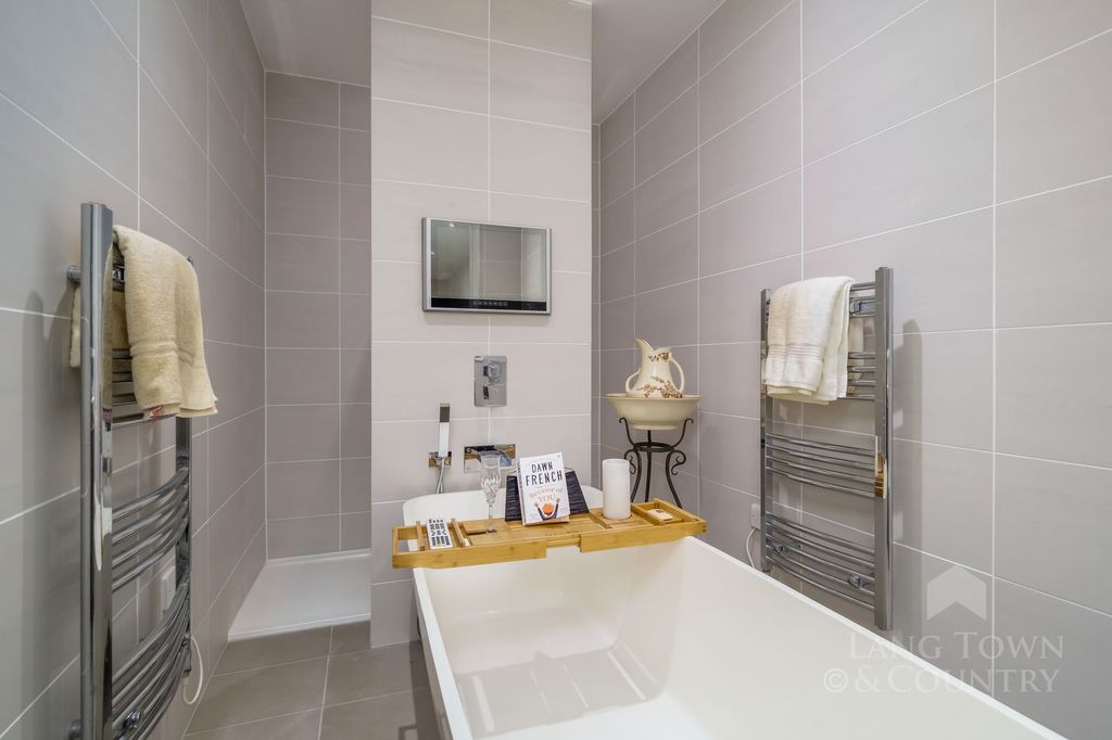 Additional image 10 of 3 bed flat for saleCraigie Drive, Stonehouse, Plymouth PL1