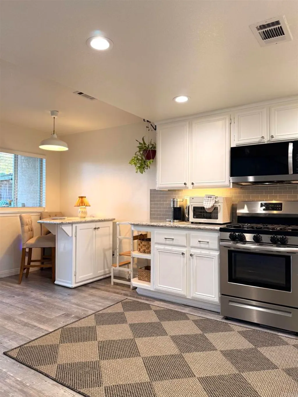 Additional image 8 of 951 River Oaks Court Unit C, Chula Vista, CA 91915