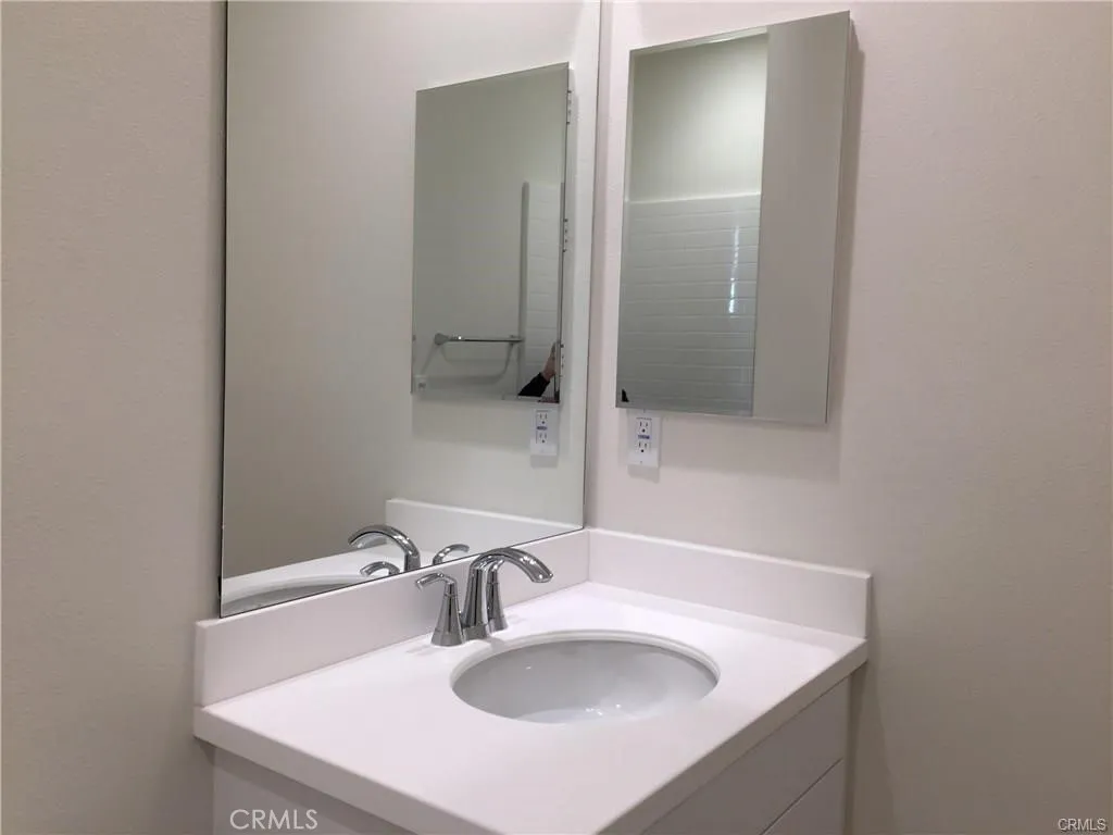 Additional image 13 of 164 Tubeflower, Irvine, CA 92618