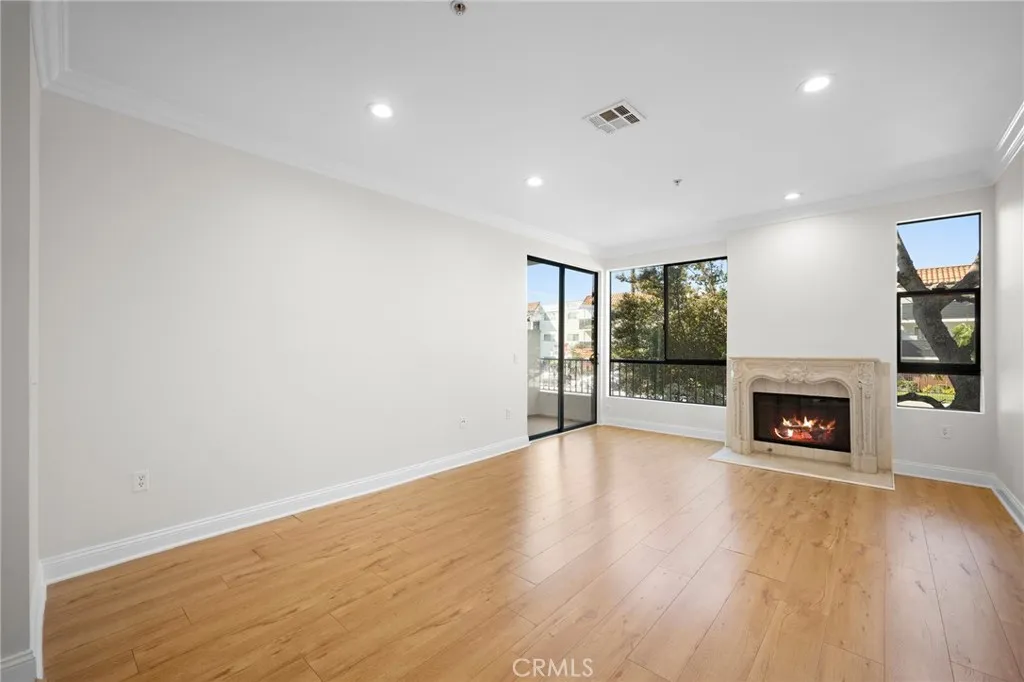 Additional image 7 of 6938 Laurel Canyon Blvd Unit 101, North Hollywood, CA 91605