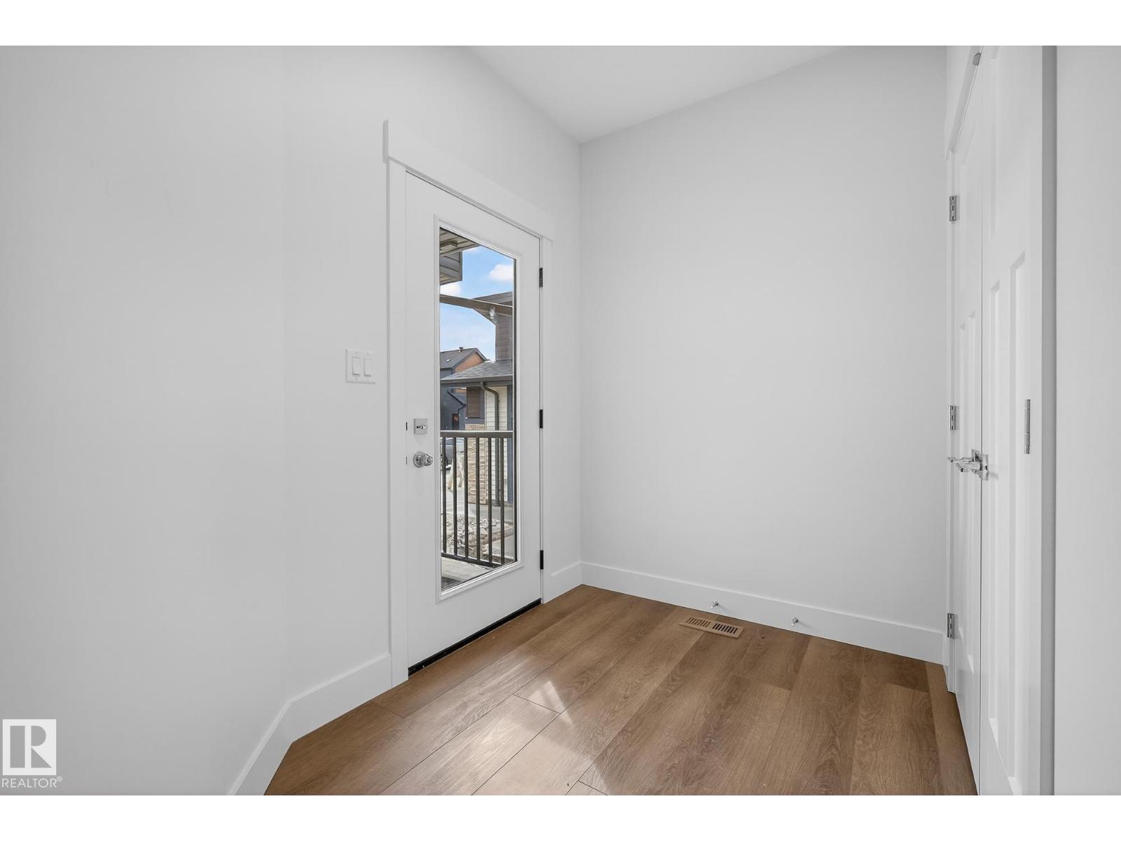 Additional image 5 of 7091 Kiviaq Crescent SW, Edmonton, AB, T6W5N7