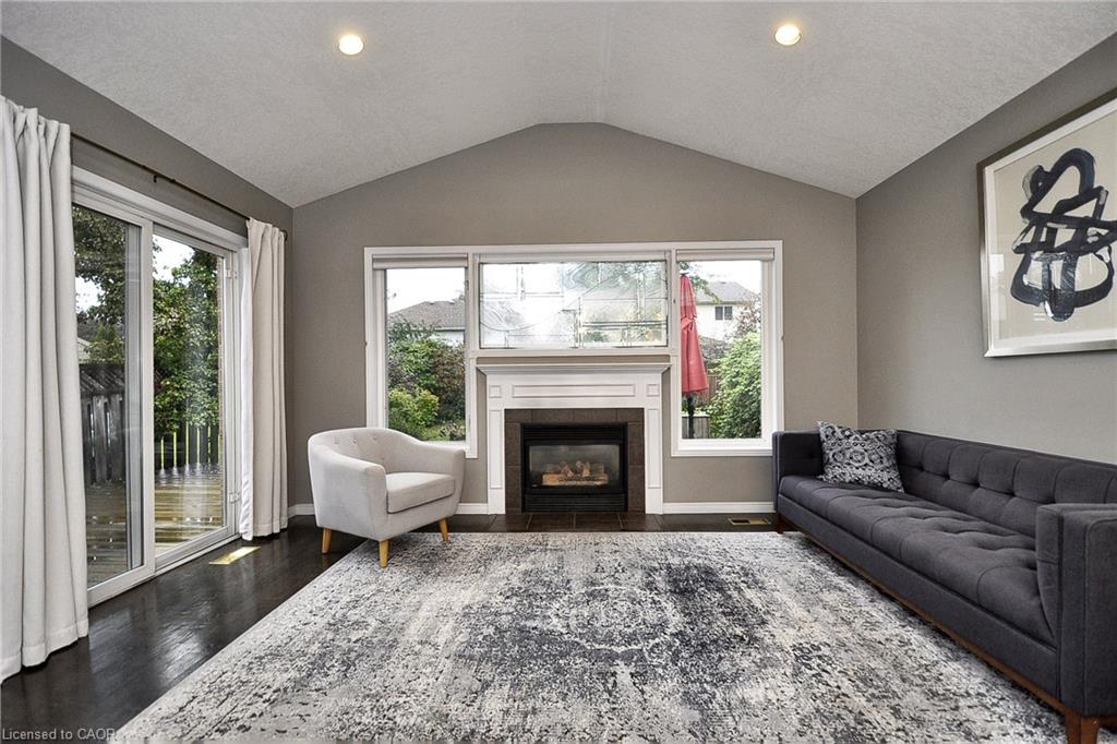 Additional image 4 of 216 Pineland Court, Waterloo, ON, N2T 2S3