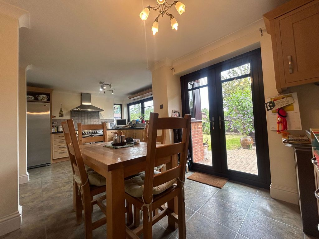 Additional image 14 of 4 bed detached house for saleThorpe Meadows, Peterborough PE3
