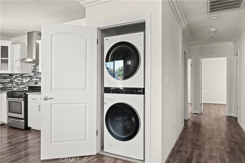 Additional image 16 of 4814 Saturn St, Los Angeles, CA 90019