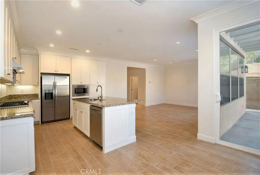 Additional image 35 of 83 Wildvine, Irvine, CA 92620