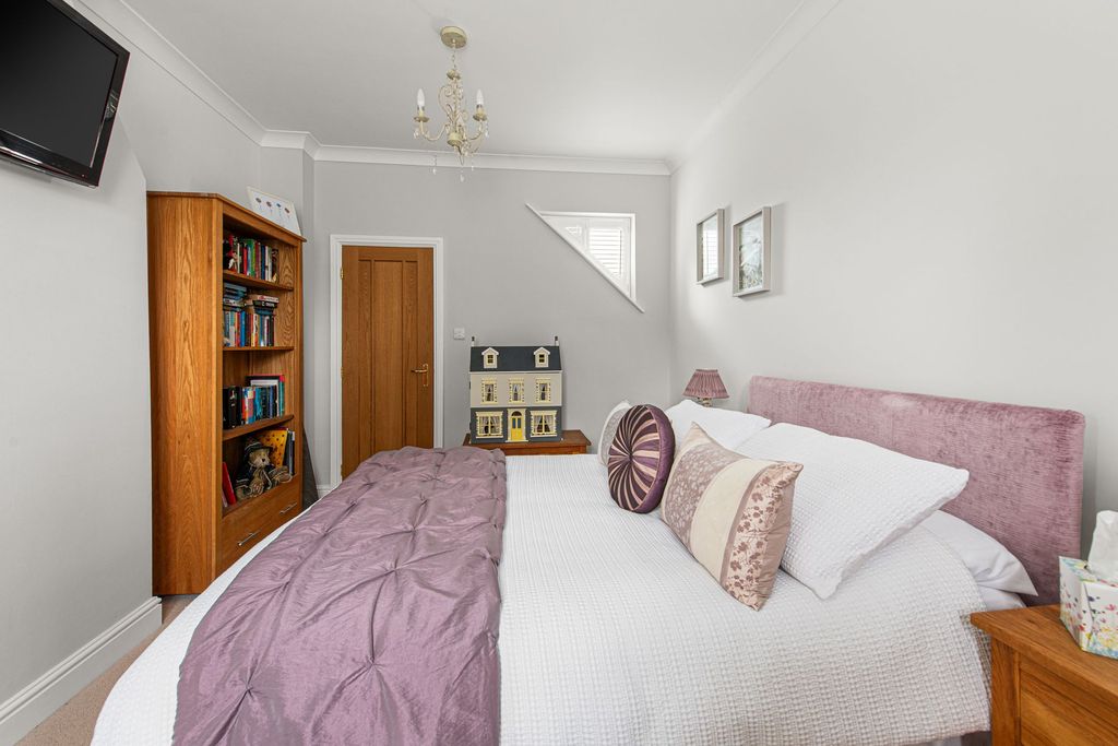 Additional image 16 of 4 bed detached house for saleThorpe Road, Peterborough PE3