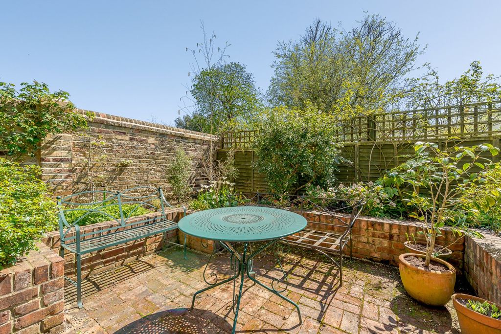 Additional image 12 of 2 bed flat for saleNorham Road, Oxford OX2