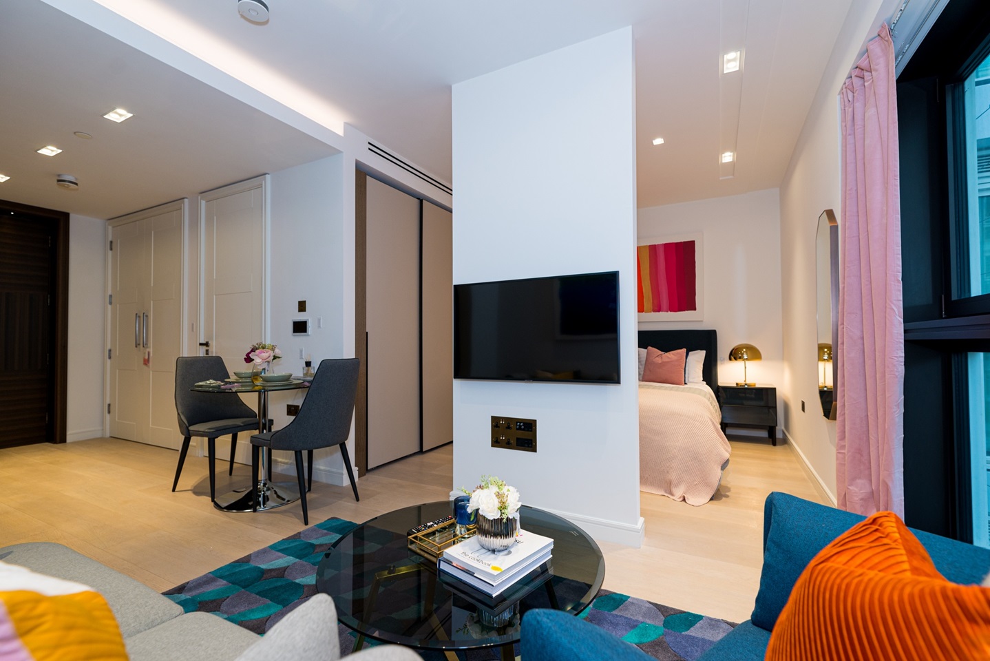 Additional image 19 of Studio Flat, Portugal Street, WC2A, N1 7GU