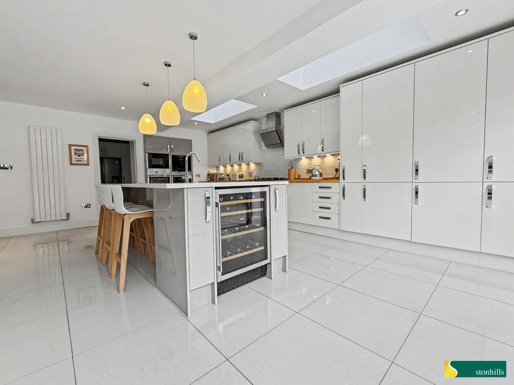 Additional image 9 of 6 bed detached house for saleShoal Creek, Collingtree Park, Northampton NN4