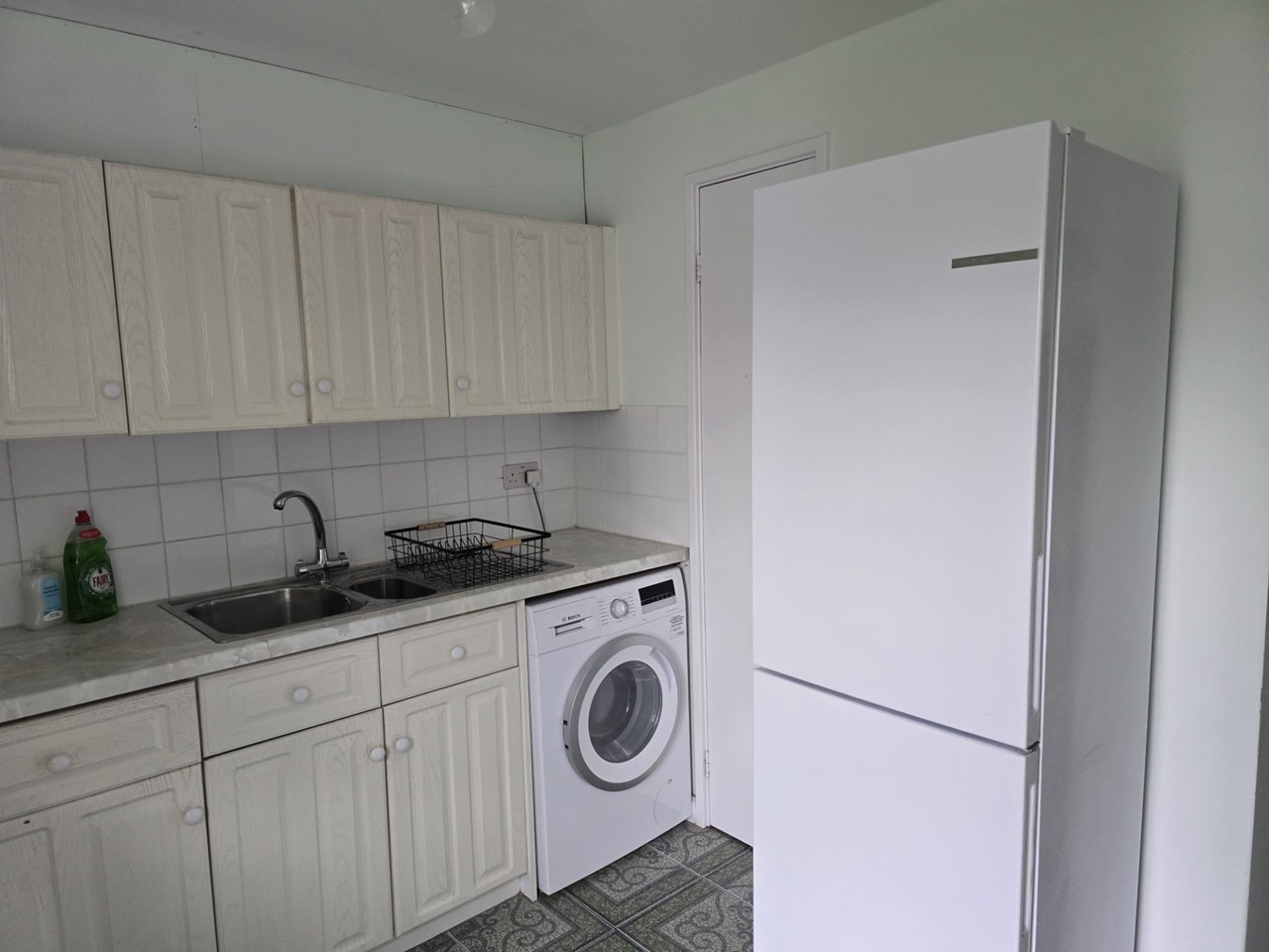 Additional image 3 of 1 Bed Flat, Islington, N1, N1 7GU
