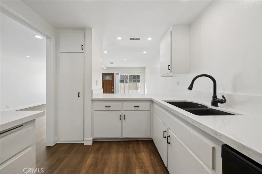 Additional image 8 of 7892 Nomad Circle, Huntington Beach, CA 92648