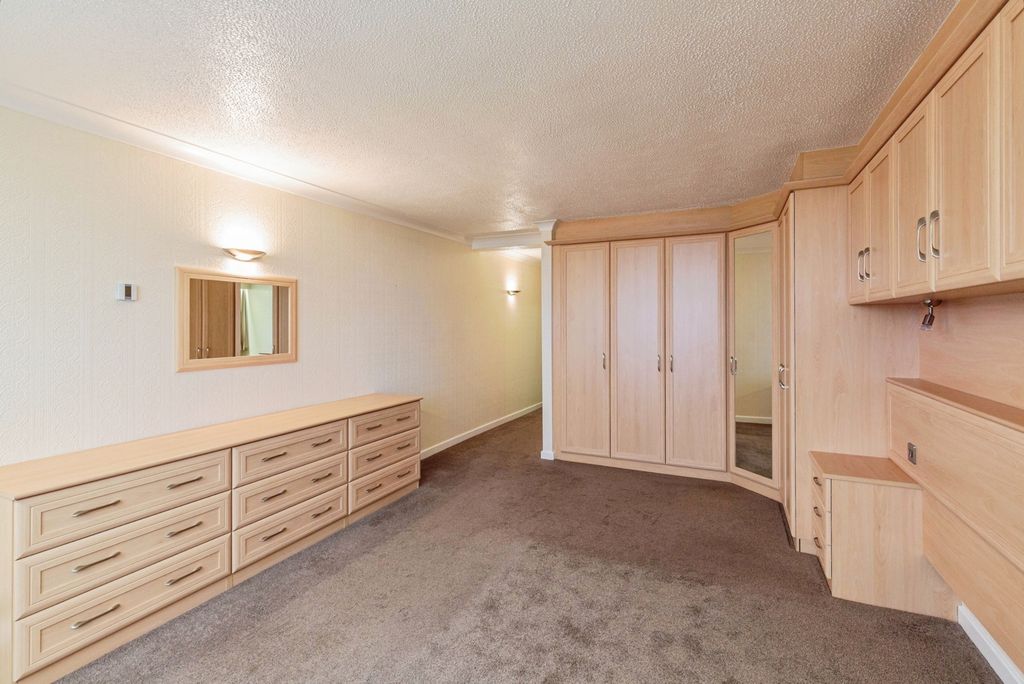 Additional image 19 of 2 bed flat for sale49 South Promenade, Lytham St. Annes, Lancashire FY8