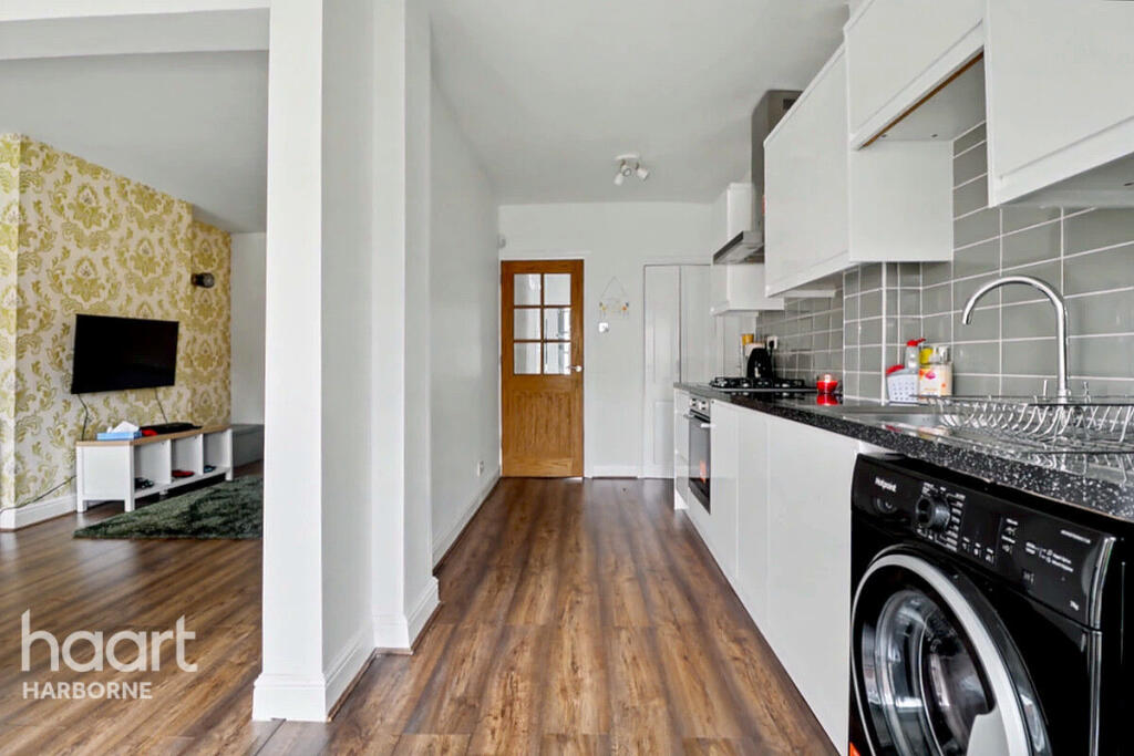 Additional image 7 of Worlds End Avenue, Quinton