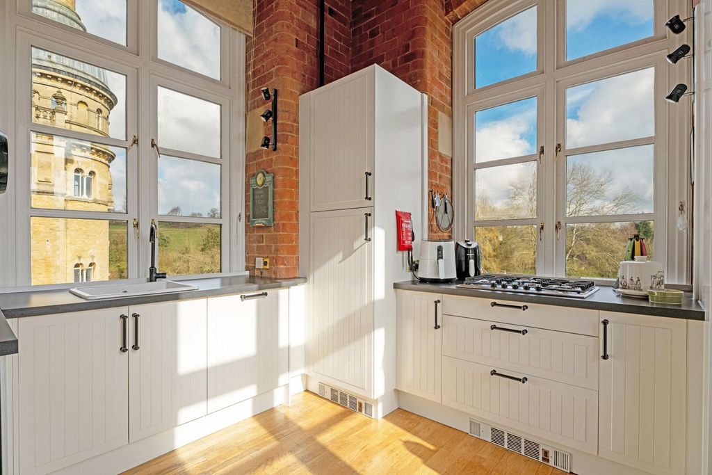 Additional image 6 of 2 bed flat for saleBliss Mill, Chipping Norton OX7