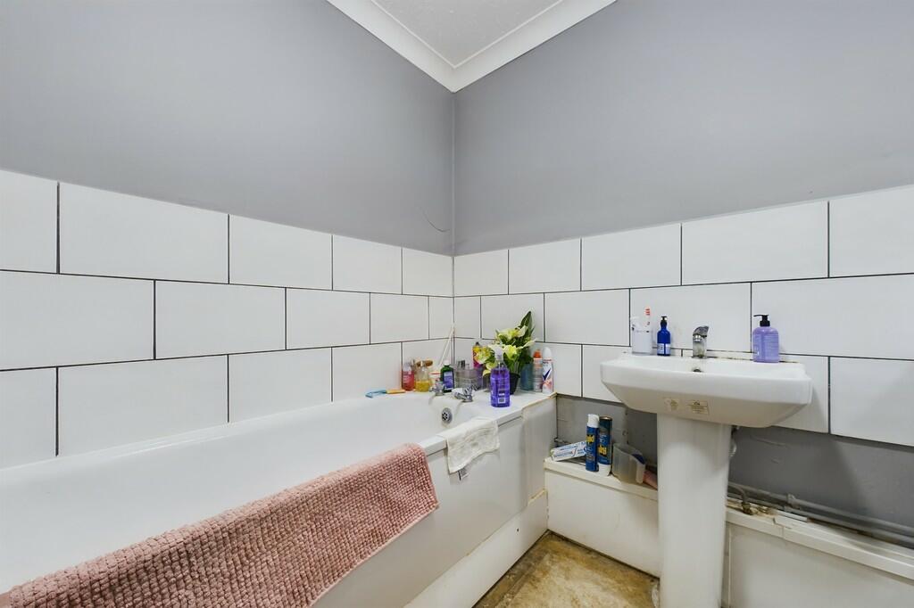 Additional image 15 of Folkestone Road, Dover