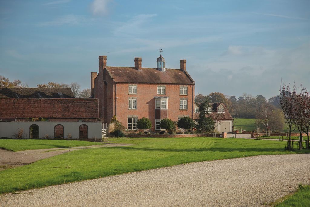 7 bed detached house for saleBroad Lane, Tanworth-In-Arden, Solihull, Stratford-On-Avon B94