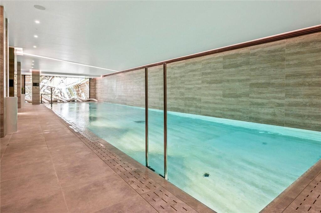 Additional image 10 of 2 Bed Flat, Carrara Tower, EC1V, N1 7GU