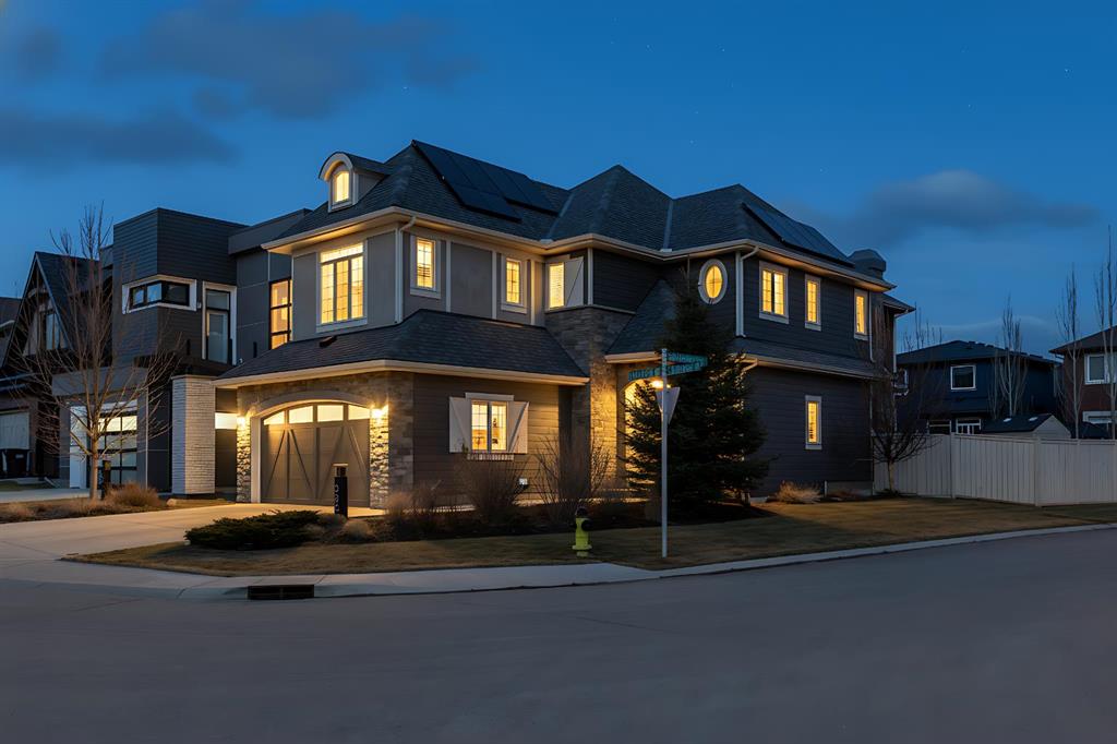 Additional image 2 of 393 Evansborough Way NW, Calgary, AB, T3P 0R3