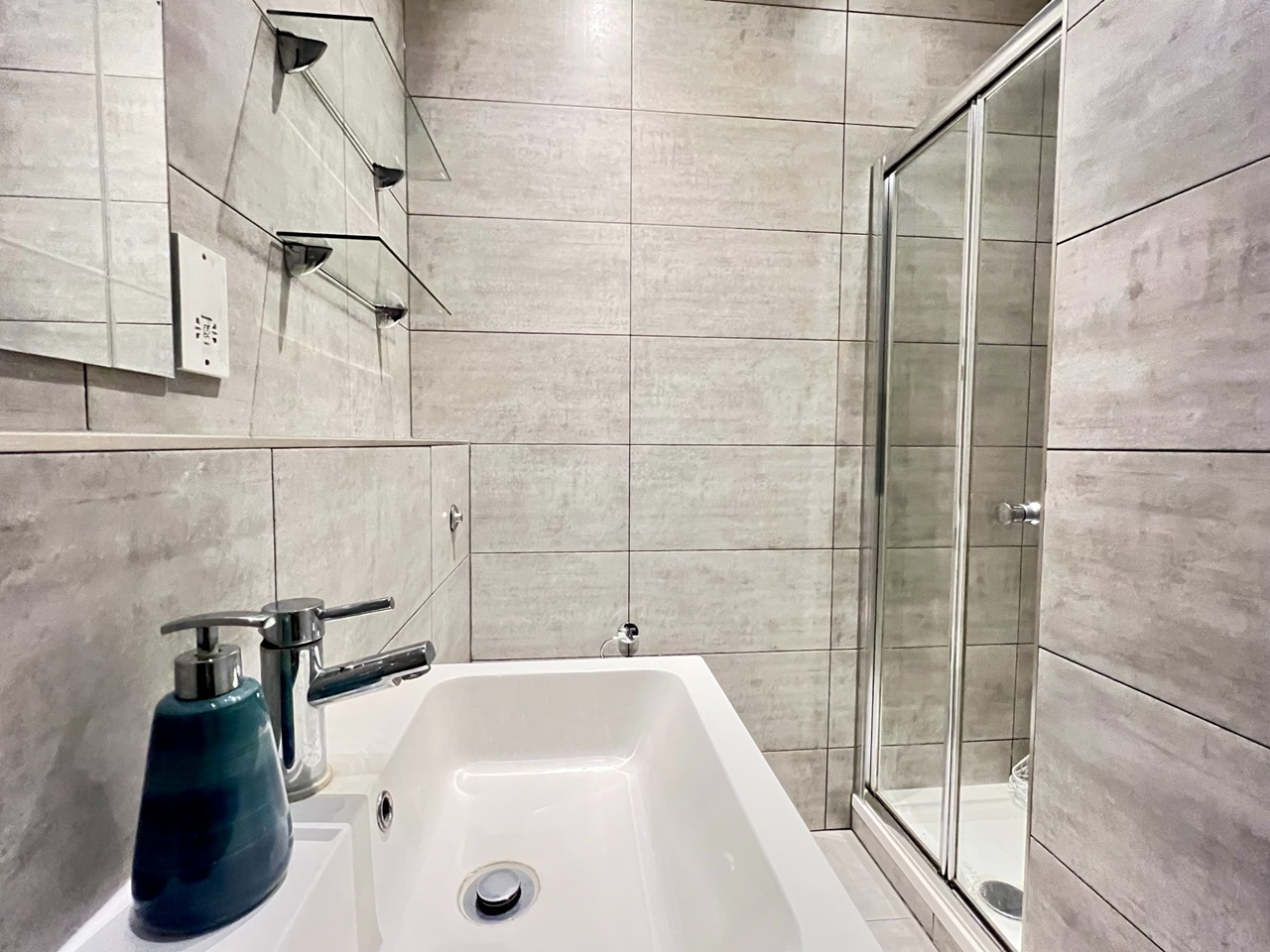 Additional image 7 of Studio Flat, Kennington Road, SE11, N1 7GU