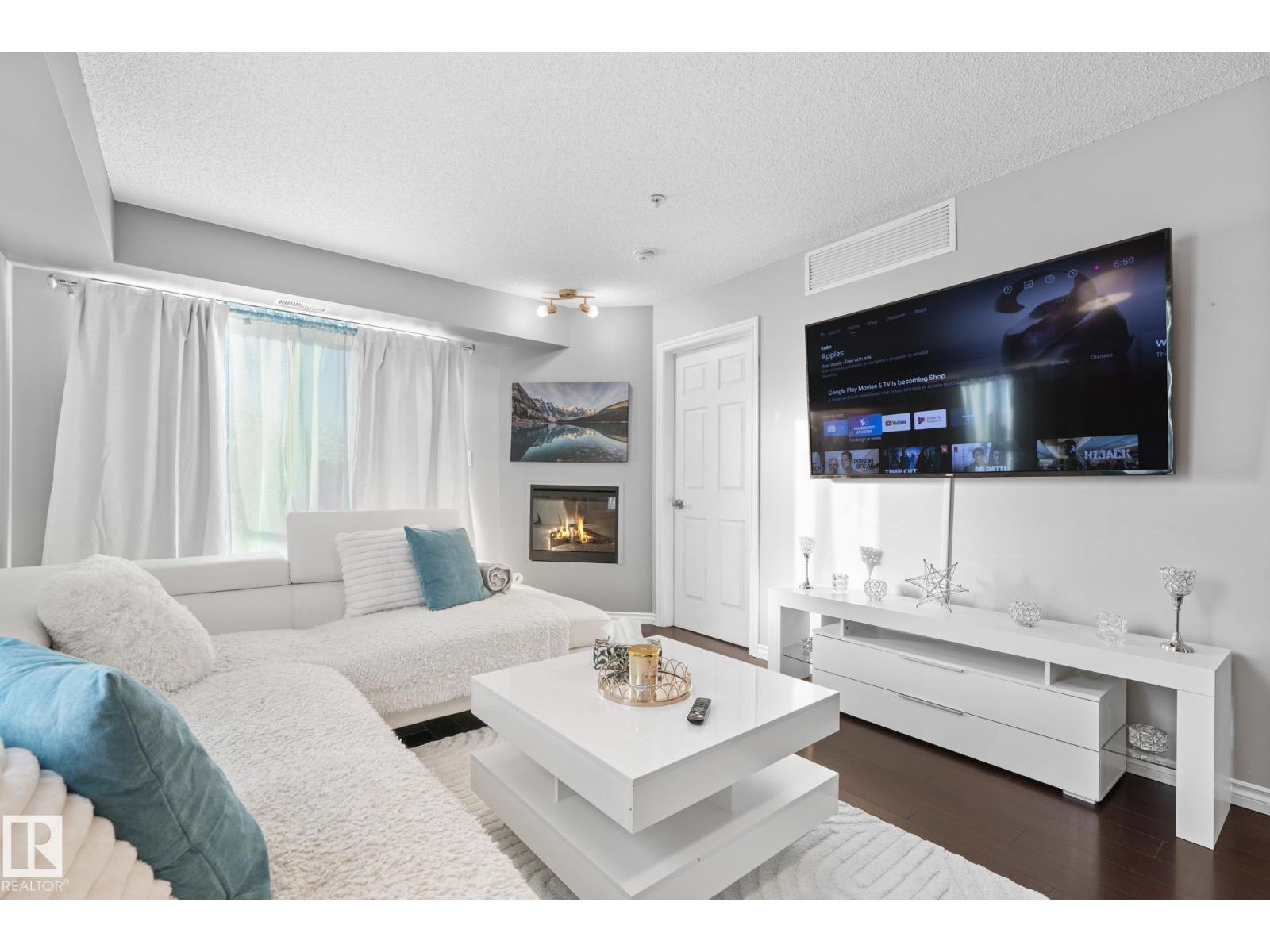 Additional image 5 of 301-10118 106 Avenue NW, Edmonton, AB, T5H0B8