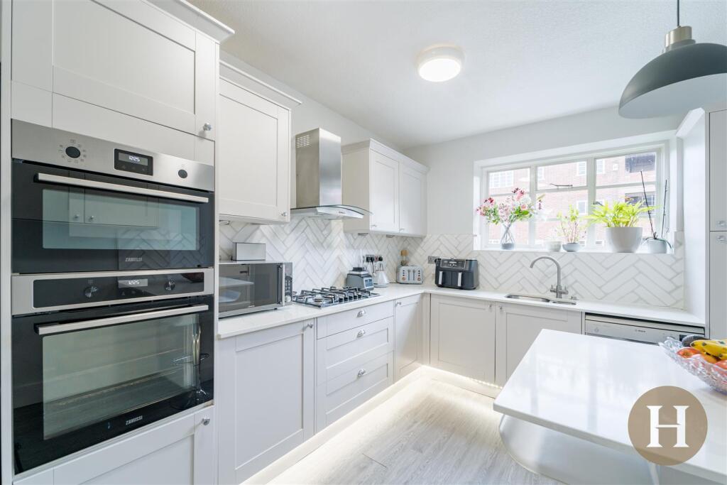 Additional image 9 of Viceroy Close, Edgbaston, Birmingham, B5