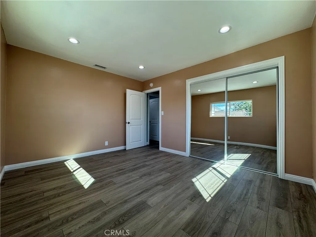 Additional image 18 of 7611 Bloomington Avenue, Burbank, CA 91504