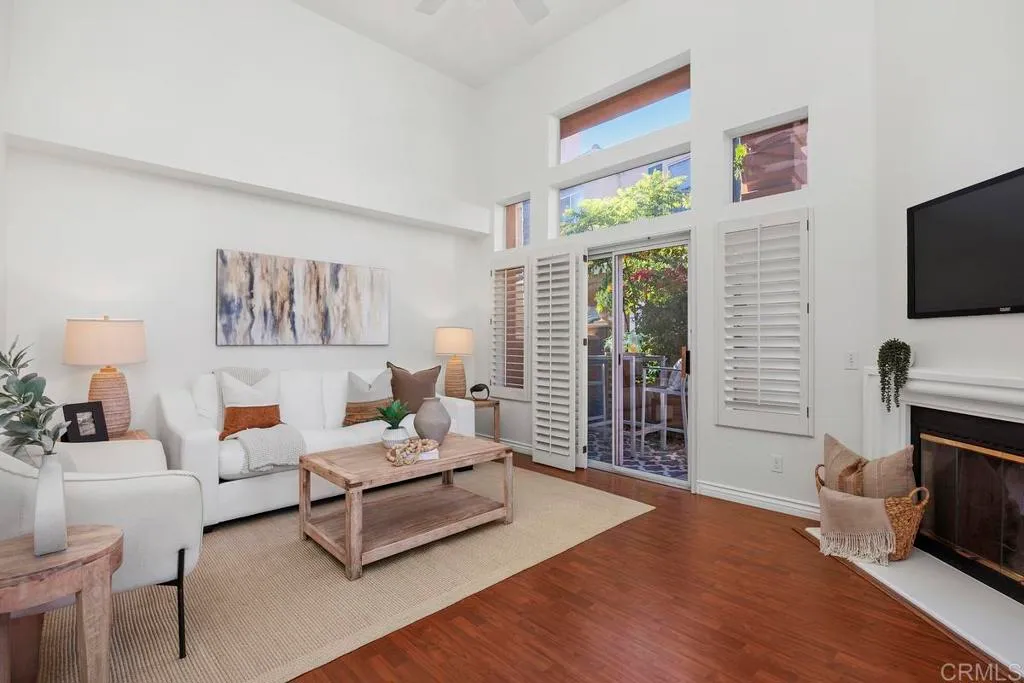 Additional image 38 of 7122 Calabria Court Unit E, San Diego, CA 92122