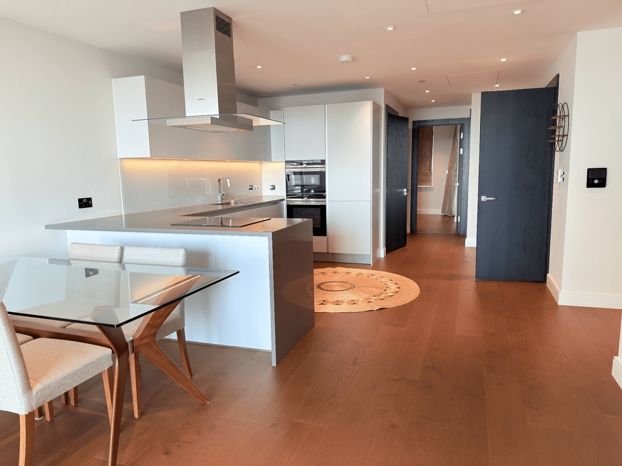 Additional image 8 of 3 Bed Flat, Sophora House, SW11, N1 7GU