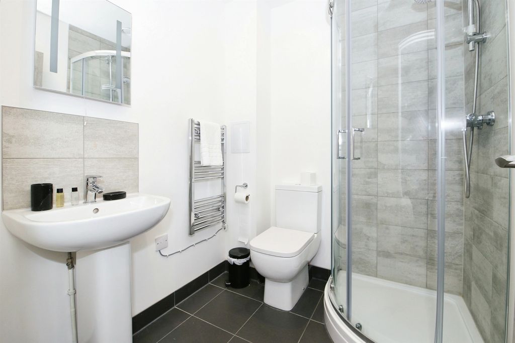 Additional image 9 of 2 bed flat for saleBroadway, Peterborough PE1