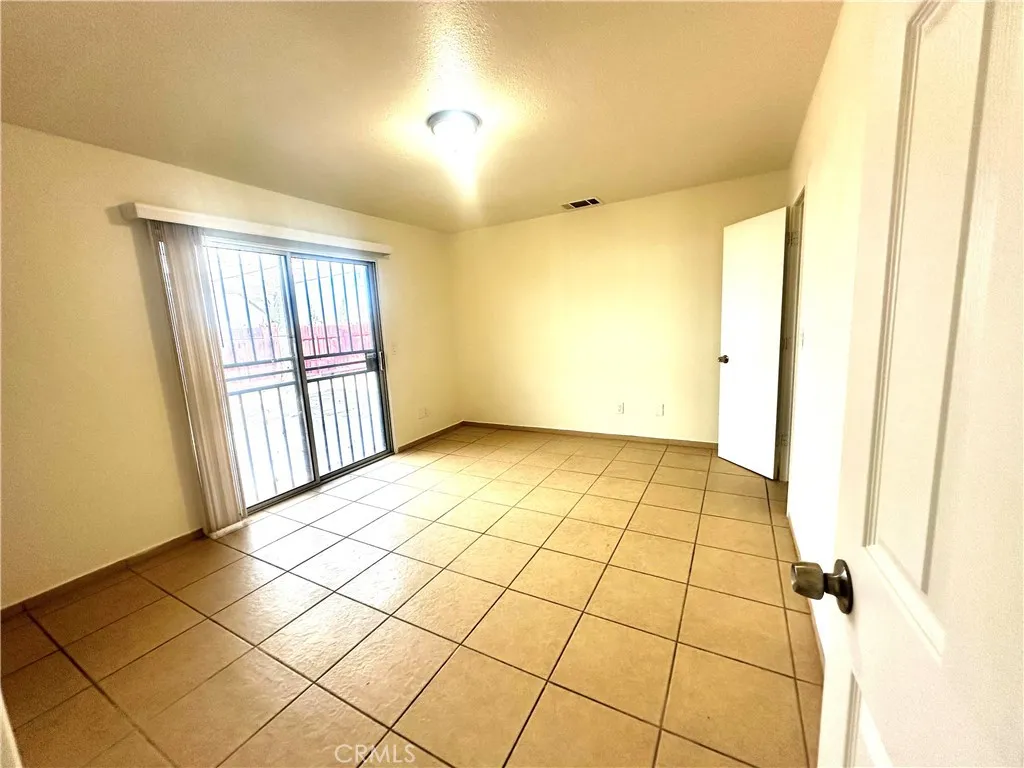 Additional image 8 of 10918 Maya Street, Adelanto, CA 92301