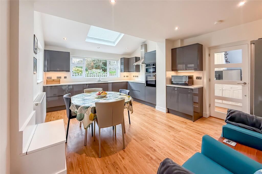 Additional image 5 of Aplins Close, Harpenden, Hertfordshire, AL5