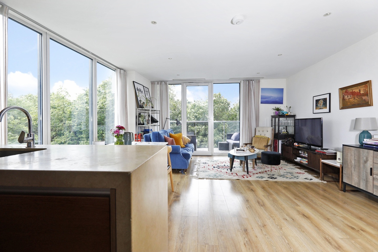 Additional image 5 of 2 Bed Flat, Queenstown Road, SW11, N1 7GU