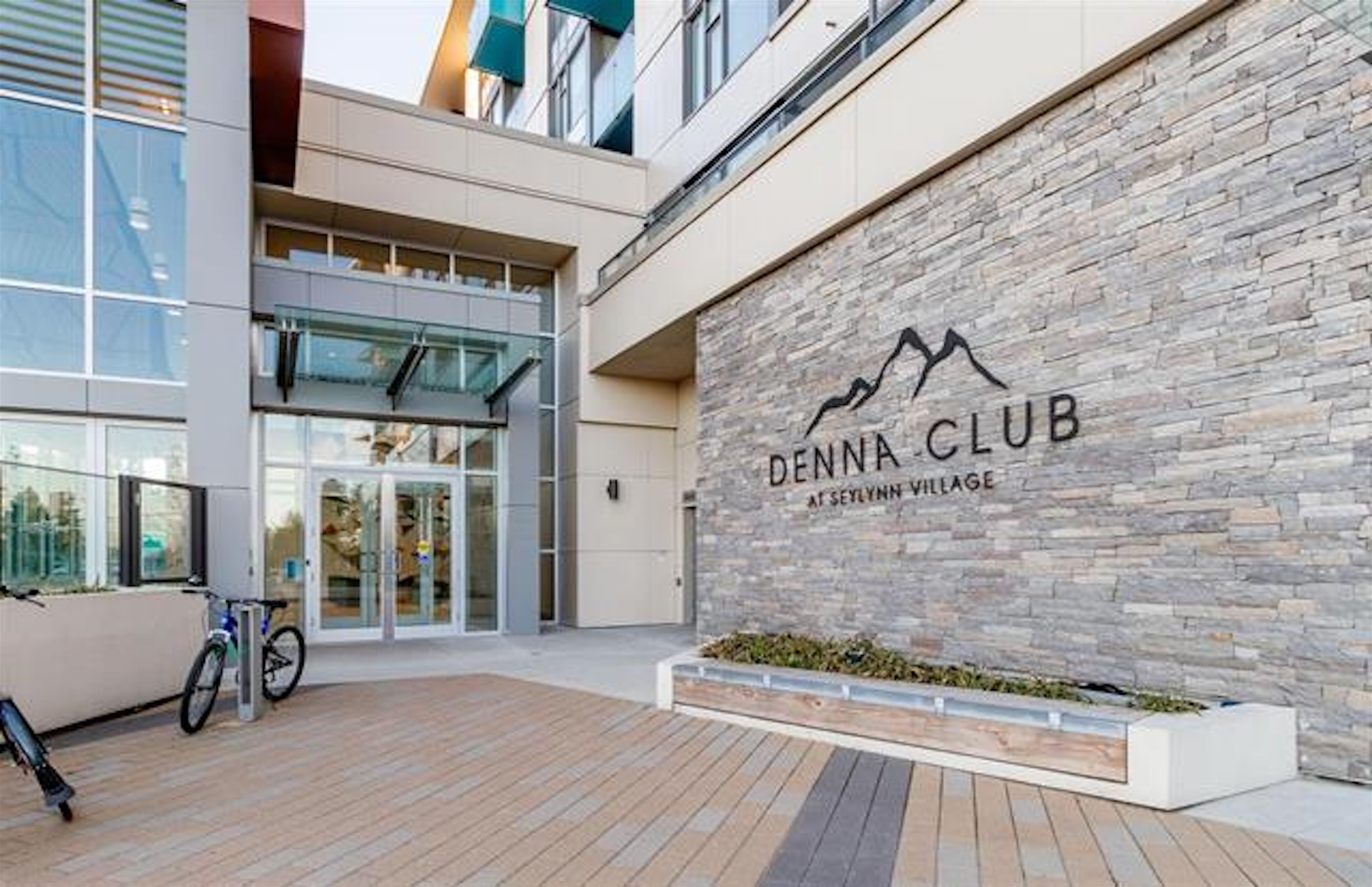 Additional image 4 of 302-1550 Fern Street, North Vancouver, BC, V7J 0A9