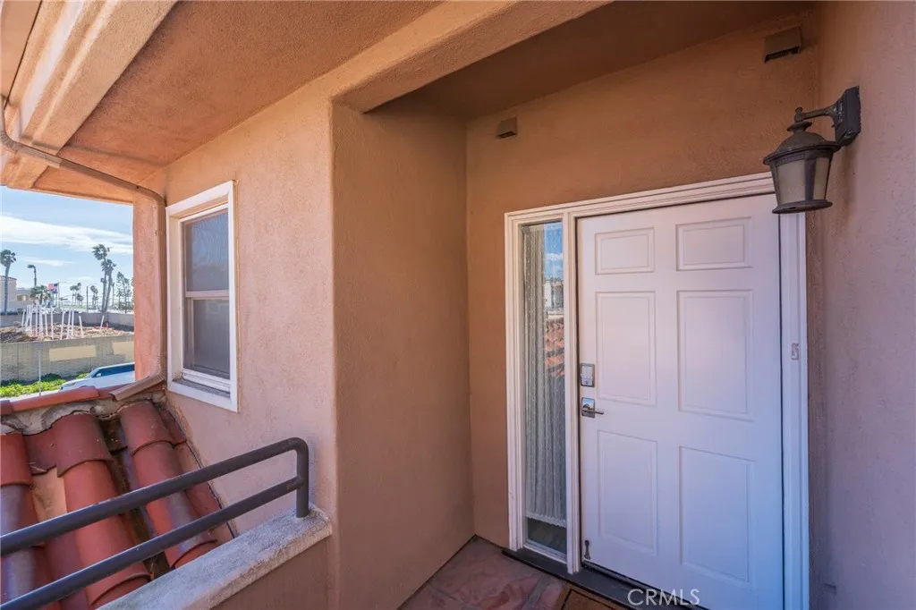 Additional image 4 of 1900 Pacific Coast Hwy Unit 16, Huntington Beach, CA 92648