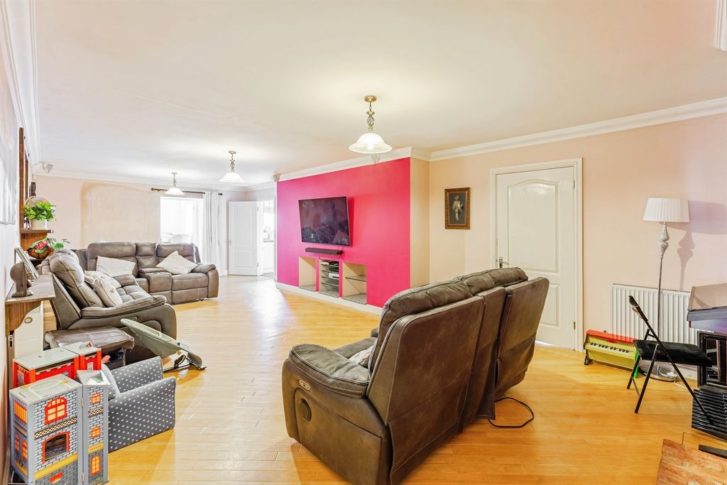 Additional image 31 of 9 bed detached house for saleBarton Road, Barton Seagrave, Kettering NN15