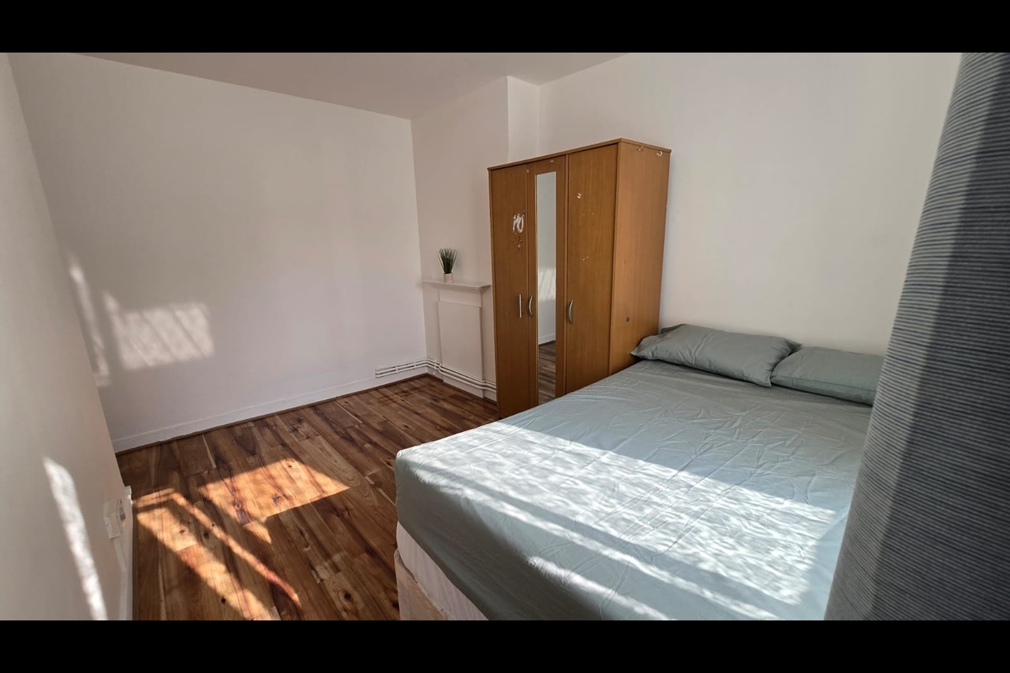 Additional image 4 of 3 Bed Flat, Tennyson House, SE17, N1 7GU