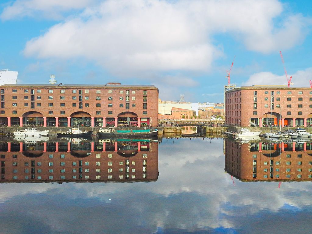 3 bed flat for saleAlbert Dock, Liverpool L3 photo 3
