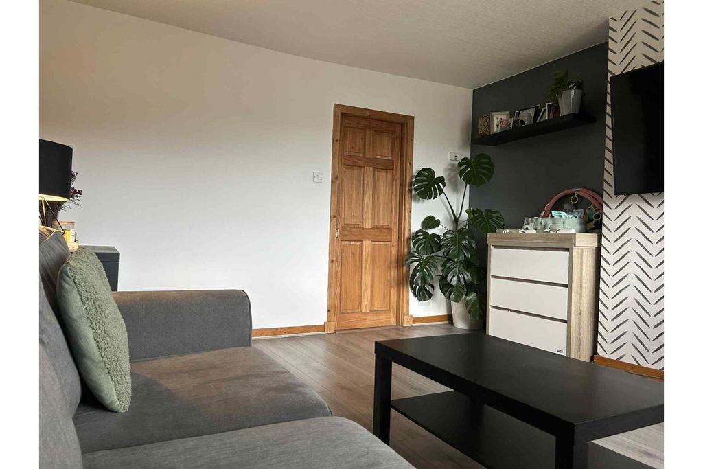Additional image 2 of 2 bed flat for saleDavaar Avenue, Campbeltown PA28